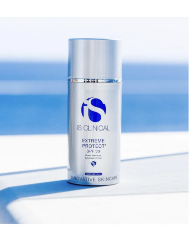 iS Clinical Extreme Protect SPF 30...