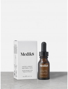 Medik8 Intelligent Retinol 3TR™ 15 ml Przeciwstarzeniowe serum do twarzy z witaminą A 0,3%